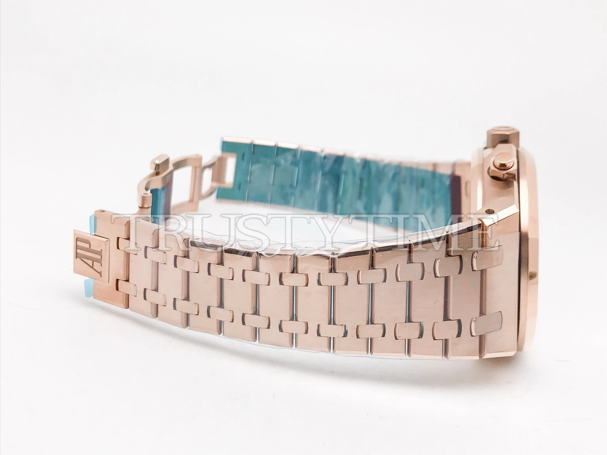 Копия часов Audemars Piguet Royal Oak Selfwinding Chronograph 26239OR.OO.1220OR.01