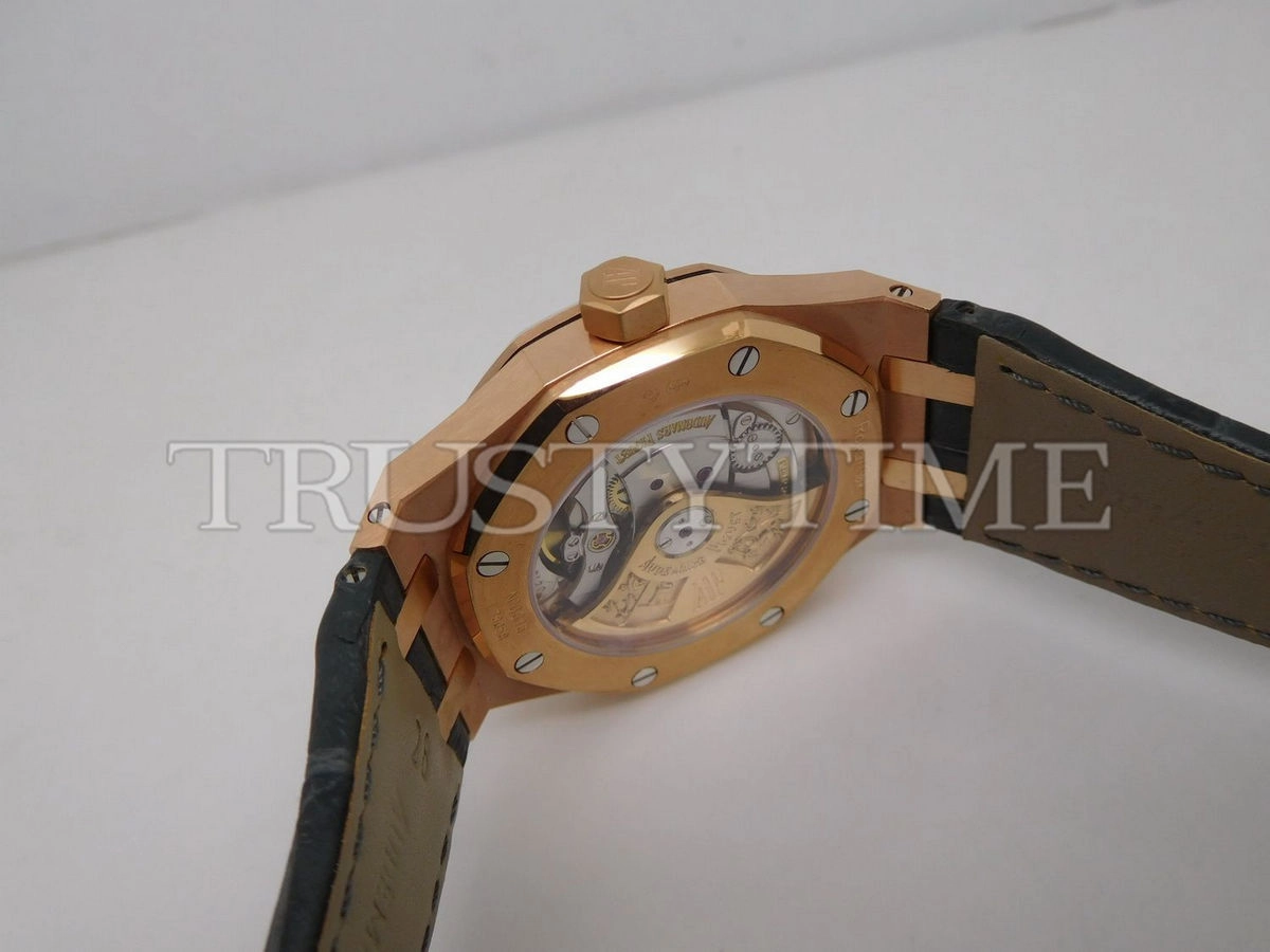 Копия часов Audemars Piguet Royal Oak Automatic 15402OR.ZZ.D003CR.01