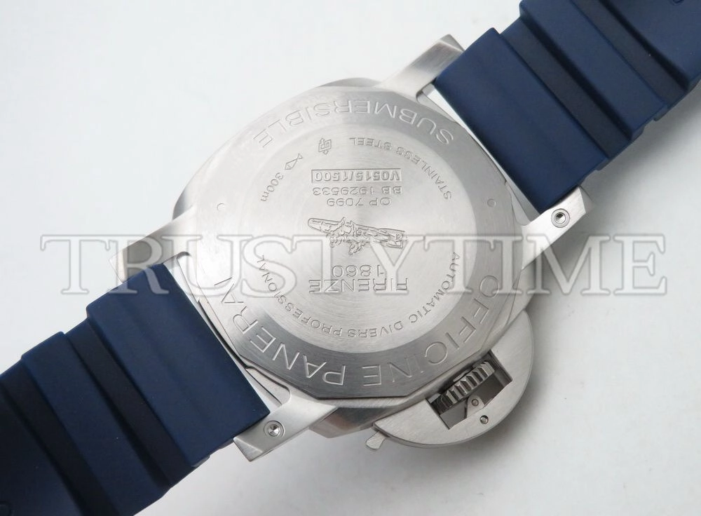 Копия часов Panerai Luminor Submersible 3 Days Automatic Acciaio 42mm PAM00959