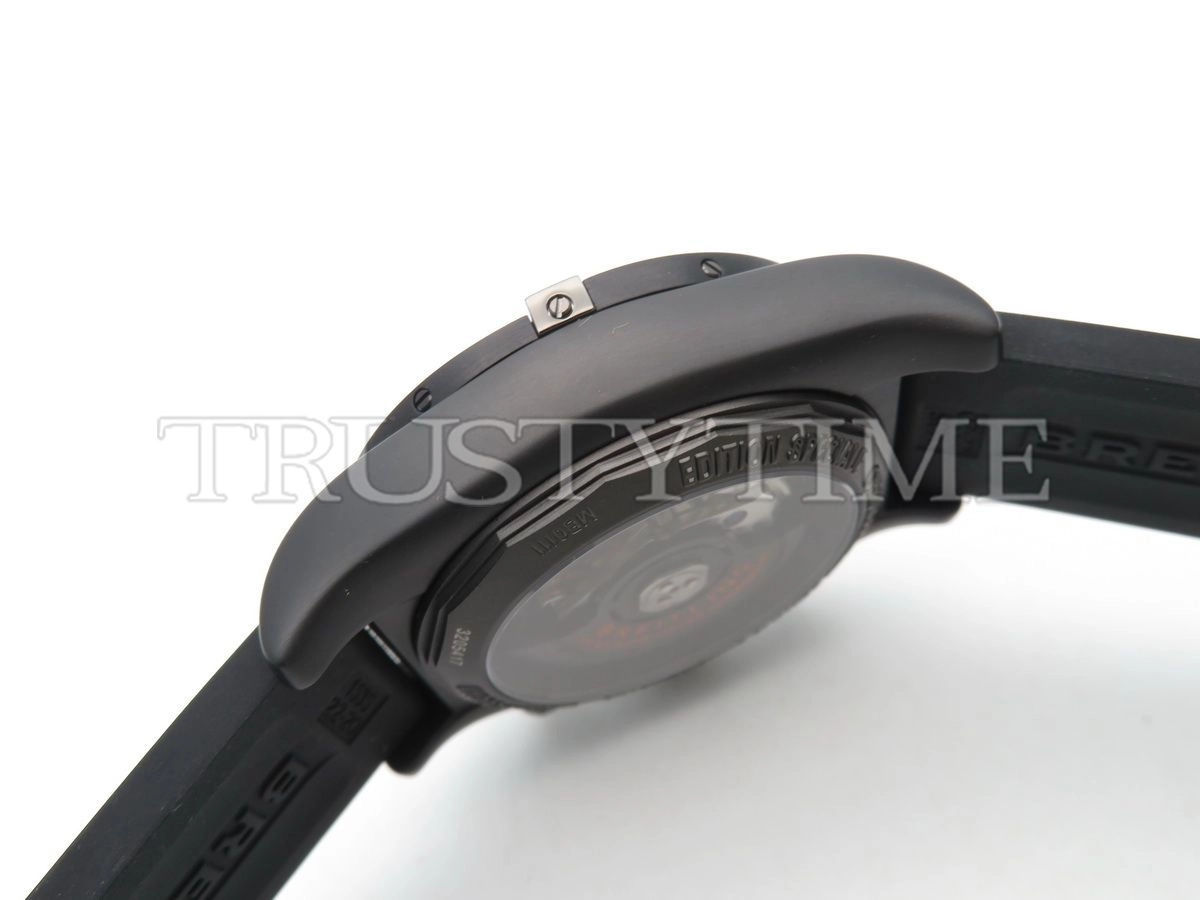 Копия часов Breitling Chronomat Raven 44 MB0111C2/BD07/153S/M20DSA.2