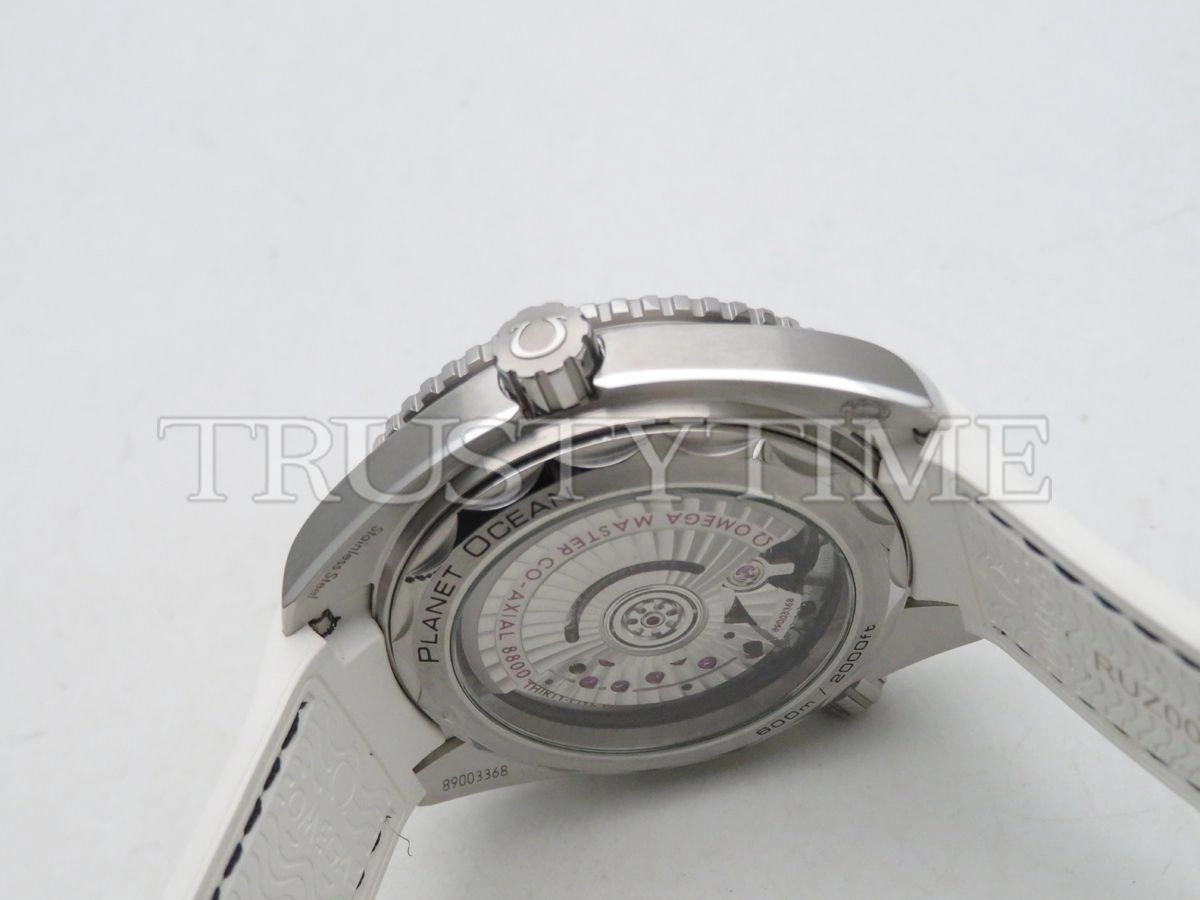 Копия часов Omega Seamaster Planet Ocean 600m Co‑Axial Master Chronometer 39,5 mm 215.33.40.20.04.001