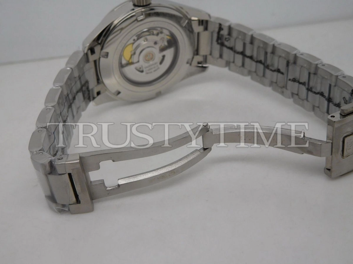 Копия часов Tag Heuer Carrera Calibre 5 Day Date 41mm WAR201E.BA0723