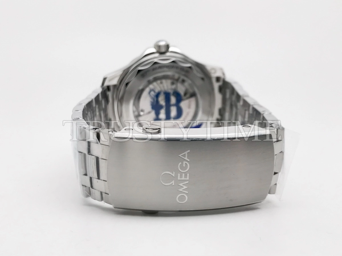Копия часов Omega Seamaster Diver 300m America’s Cup 42mm 210.30.42.20.04.002