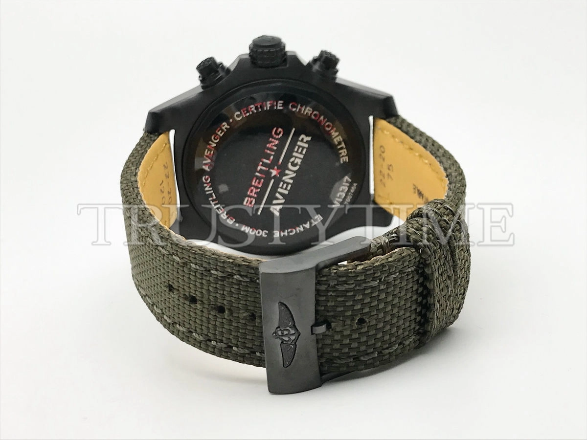 Копия часов Breitling Avenger Automatic 45 Night Mission V13317101L1X1
