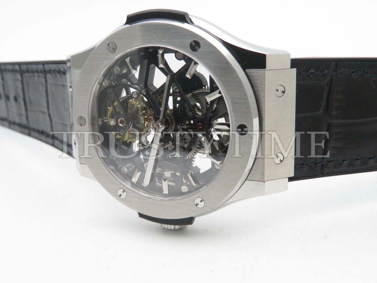 Копия часов Hublot Classic Fusion Tourbillon 45mm 505.NX.0170.LR