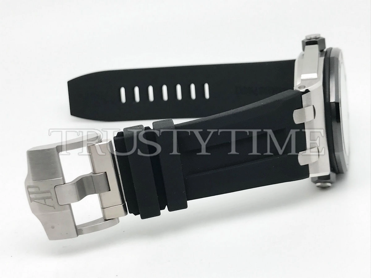Копия часов Audemars Piguet Royal Oak Offshore Diver 15720CN.OO.A002CA.01