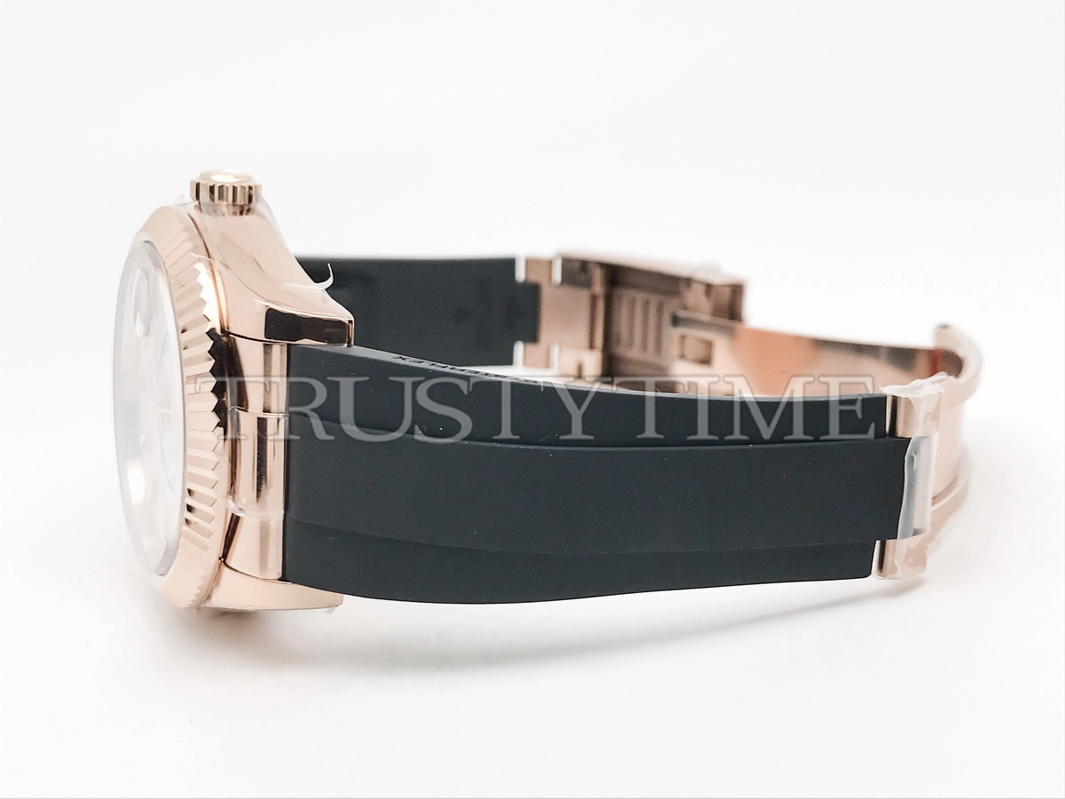 Копия часов Rolex Sky-Dweller 42mm 336235-0003