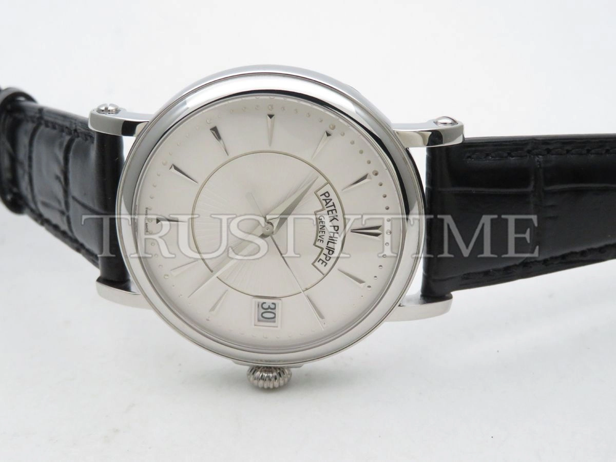 Копия часов Patek Philippe Calatrava 38mm 5153G-010