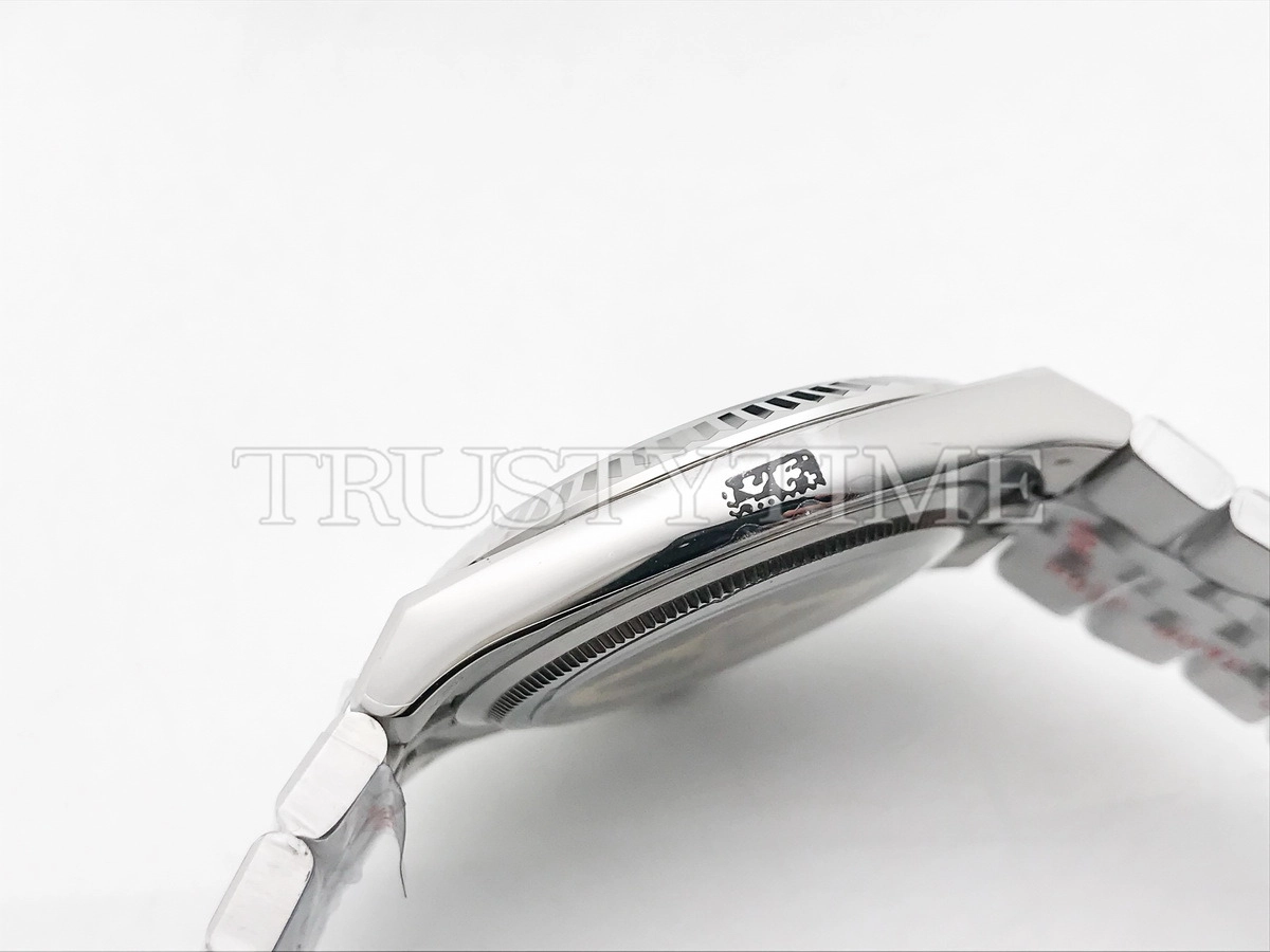 Копия часов Rolex Land-Dweller 40mm 127336-0001 Арт.RX-3539