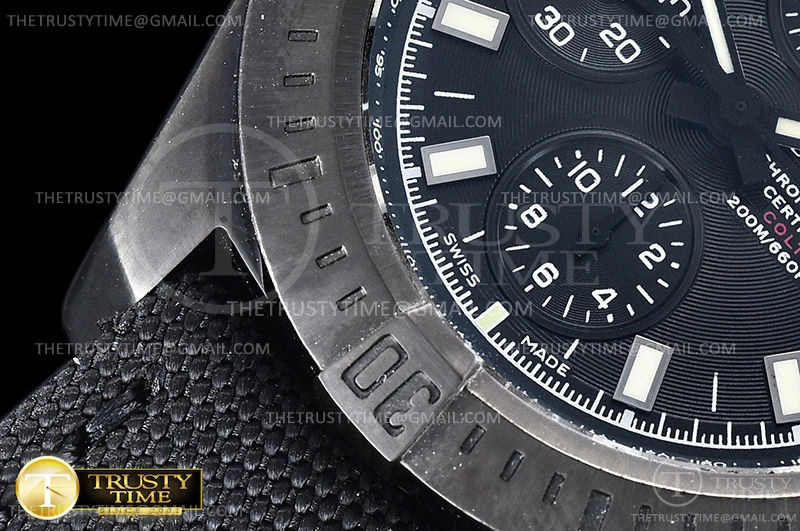 Breitling Colt Chronograph Automatic 44 M1338810/BF01/109W/M20BASA.1 Breitling Colt Chronograph Automatic 44 M1338810/BF01/109W/M20BASA.1