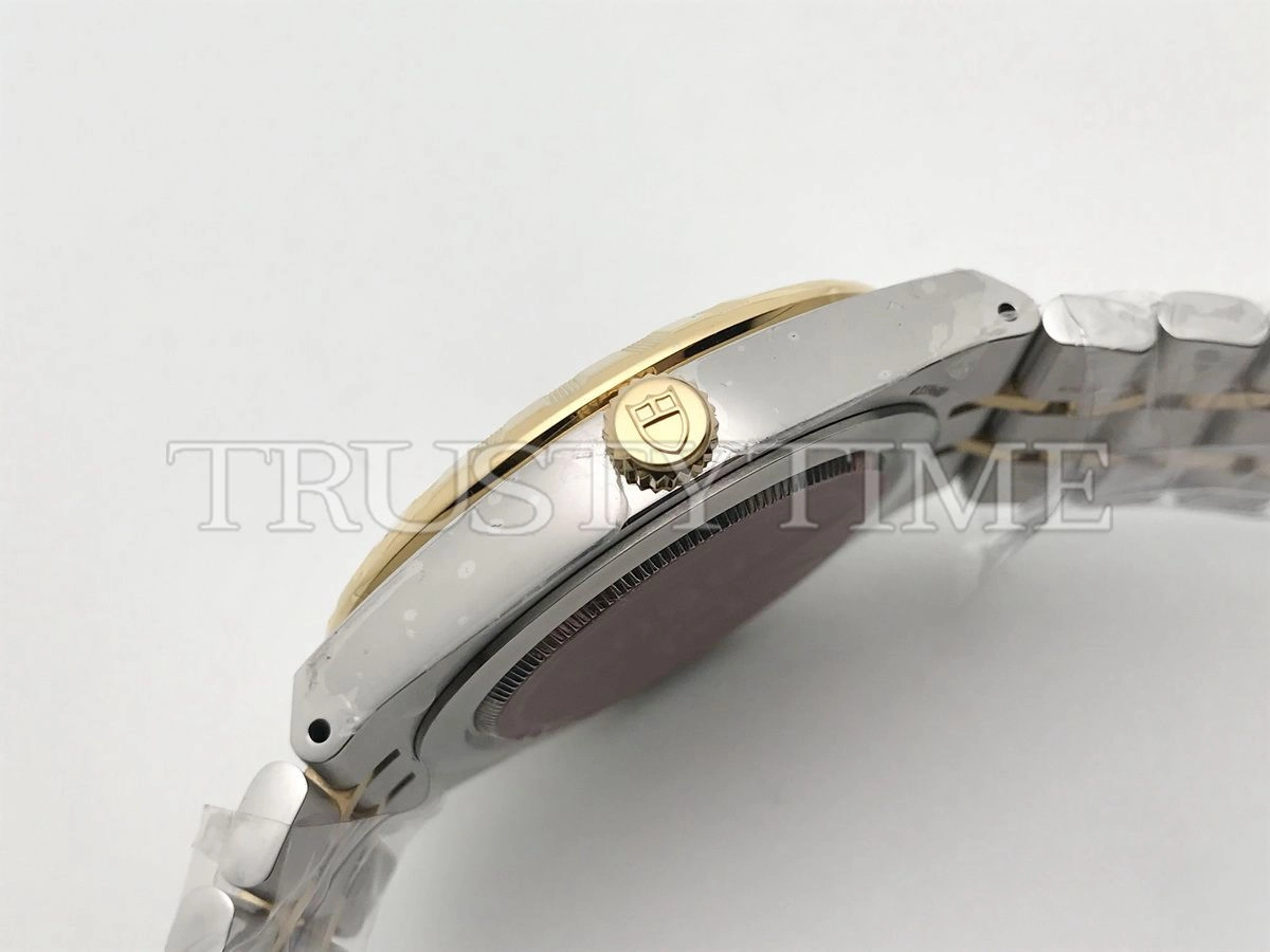 Копия часов Tudor Royal Day-Date 41mm M28603-0001