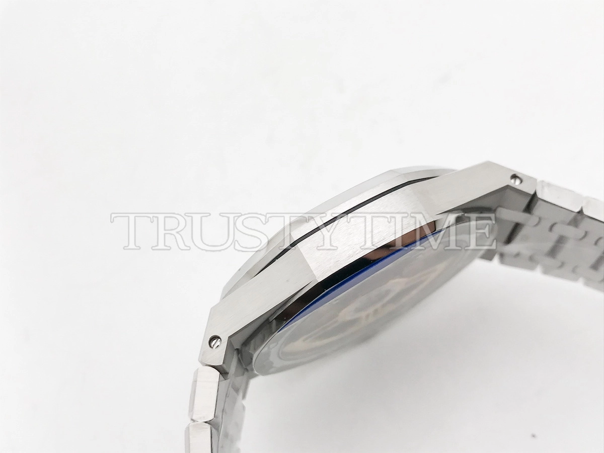 Копия часов Audemars Piguet Royal Oak Selfwinding 15510ST.OO.1320ST.08