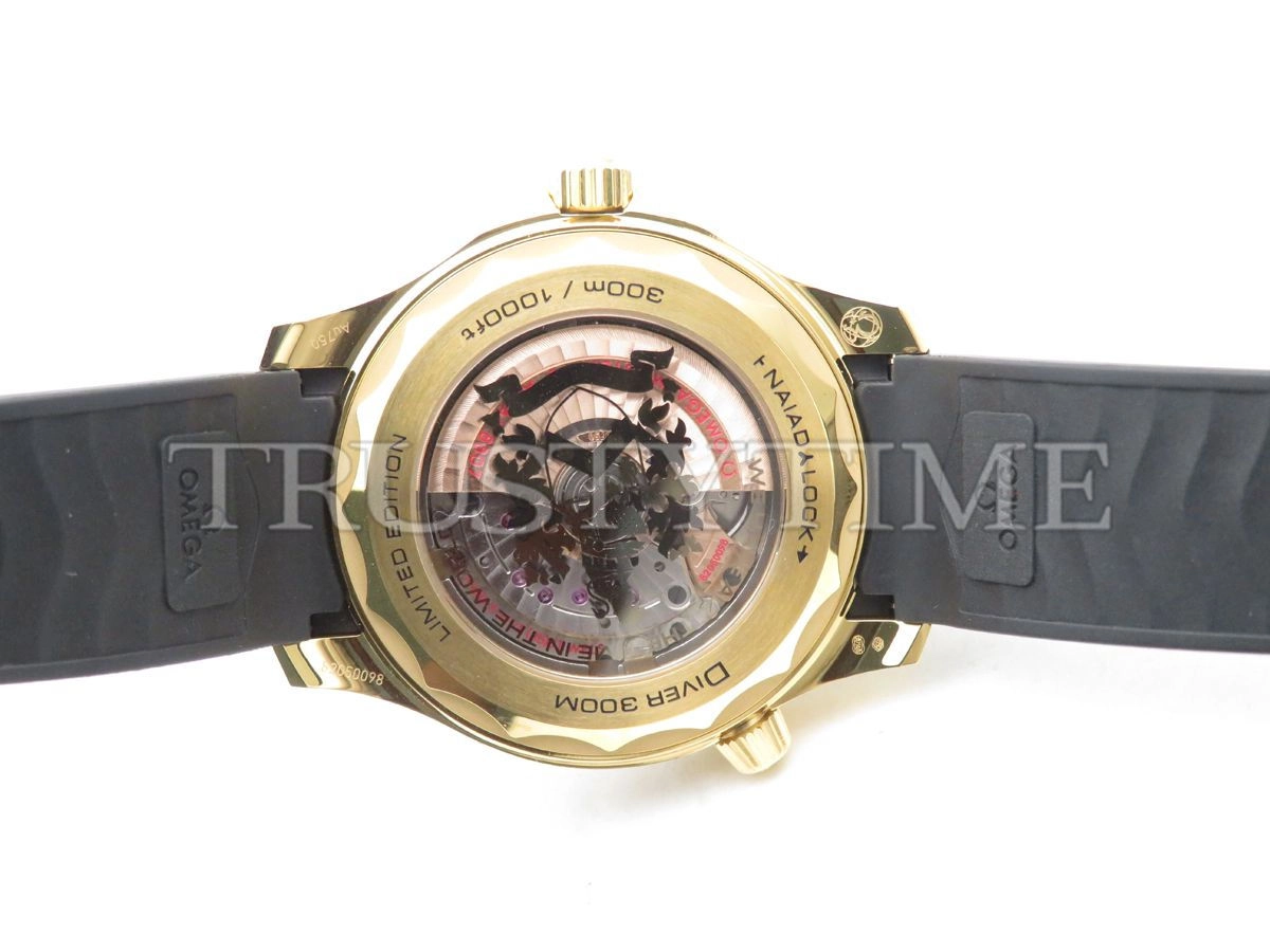 Копия часов Omega Seamaster Diver 300m Co-axial Chronometer James Bond Limited Edition No Date 42mm 210.62.42.20.01.001