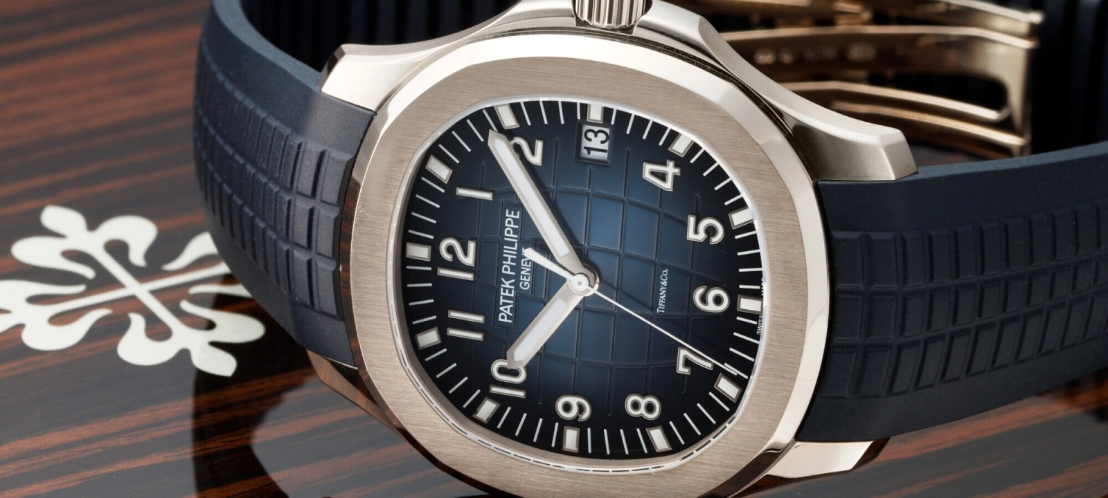 WS Factory Aquanaut: повышенная масса, вольфрам и механизм 26-330