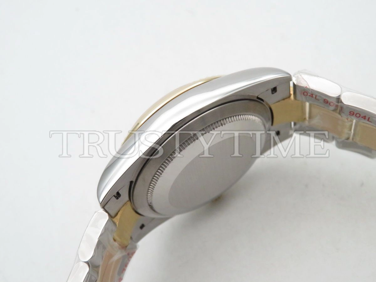Копия часов Rolex DateJust 36mm 126233-0030