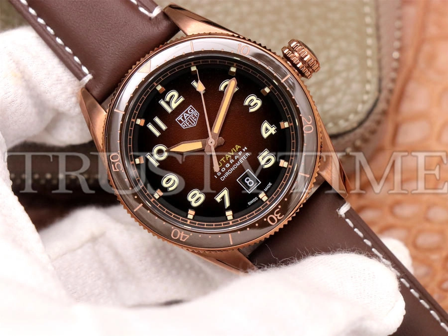Копия часов Tag Heuer Autavia Isograph Calibre 5 42mm WBE5193.FC8300