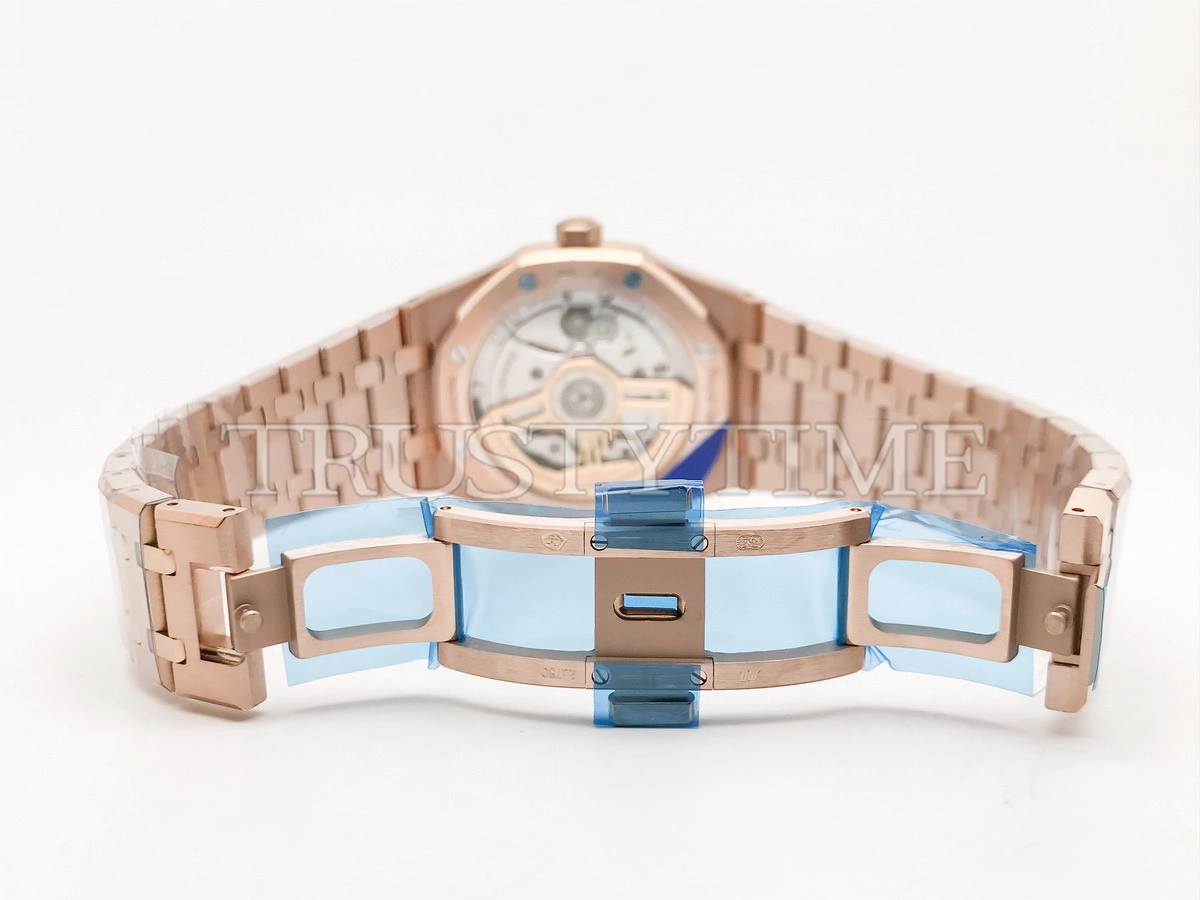 Копия часов Audemars Piguet Royal Oak Selfwinding 15510OR.OO.1320OR.03