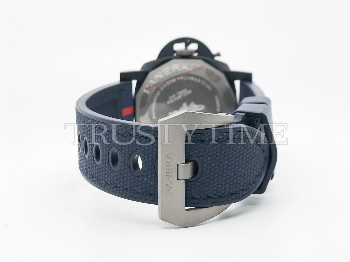 Копия часов Panerai Submersible QuarantaQuattro Luna Rossa Ti-Ceramitech™ PAM01466