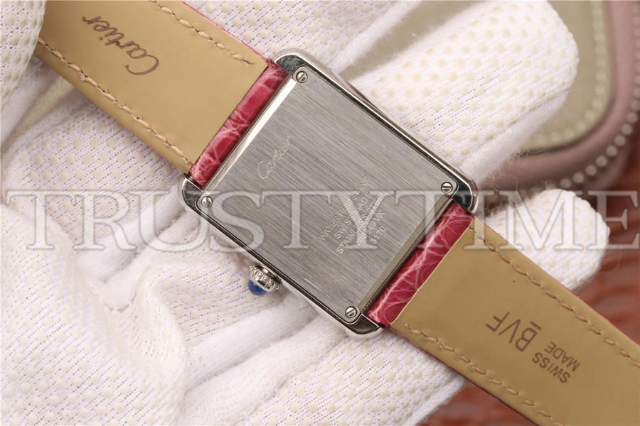 Копия часов Cartier Tank Solo 24 W5200000