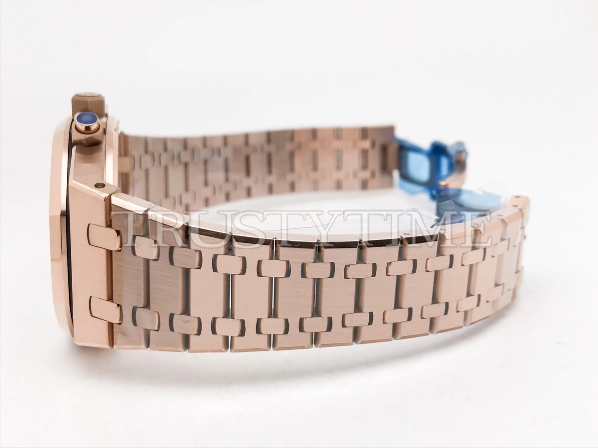 Копия часов Audemars Piguet Royal Oak Selfwinding Chronograph 26331OR.OO.1220OR.02