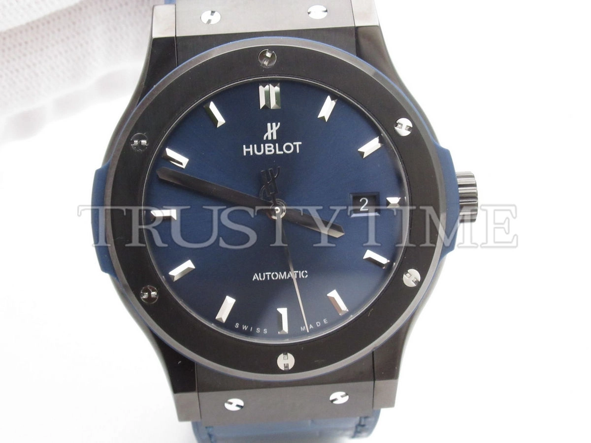 Копия часов Hublot Classic Fusion 42mm 542.CM.7170.LR