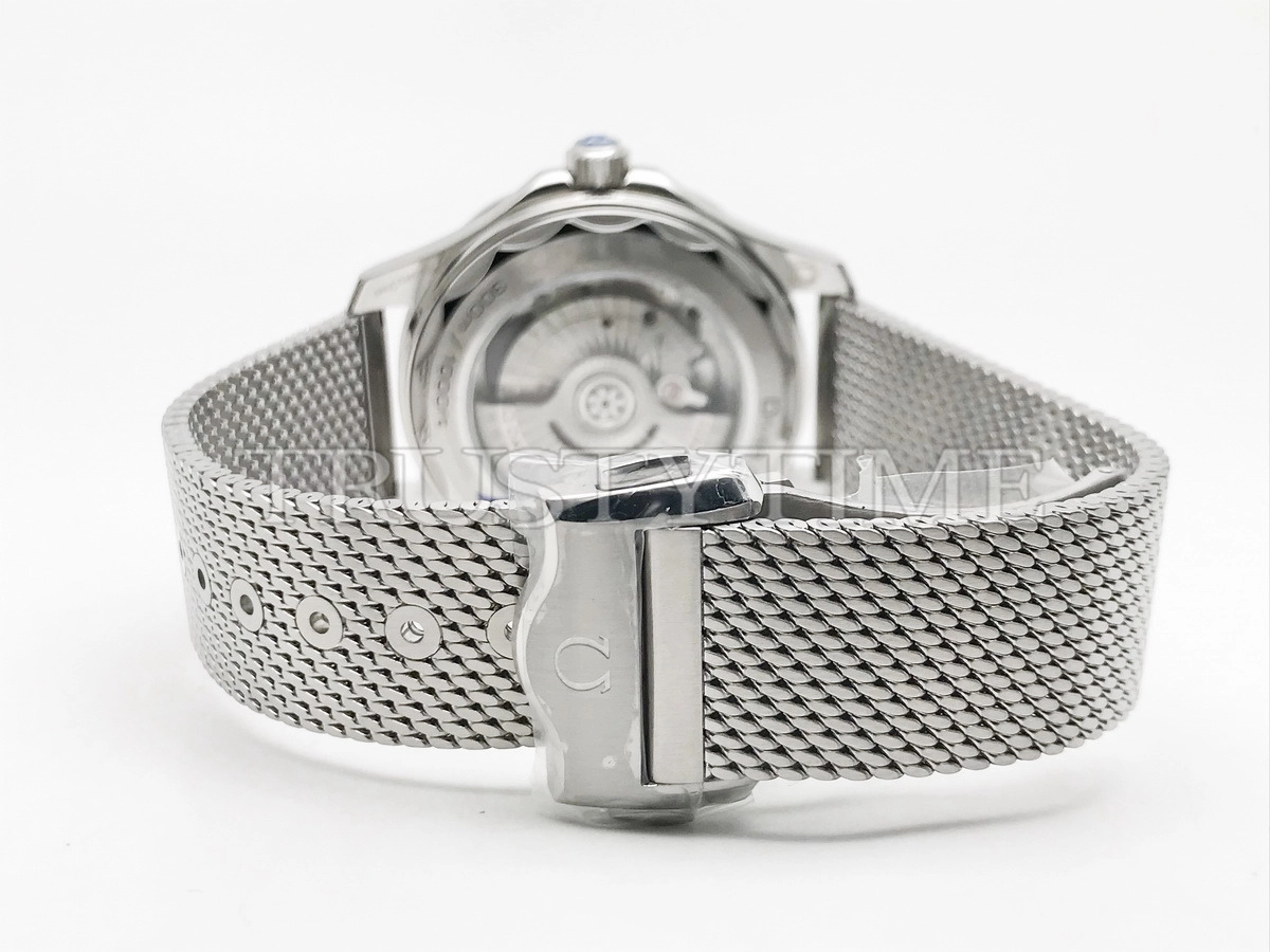 Копия часов Omega Seamaster Diver 300 Co-axial Master Chronometer 42mm 210.30.42.20.06.002