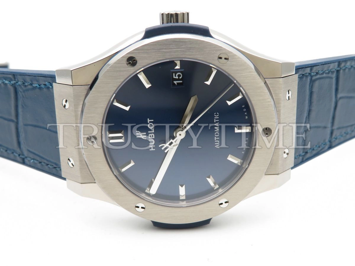 Копия часов Hublot Classic Fusion 45mm 511.NX.7170.LR