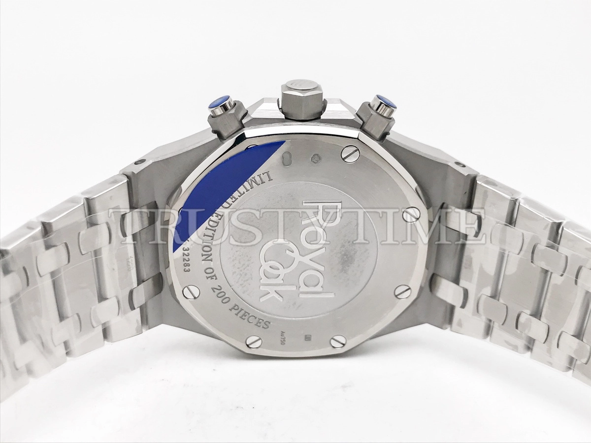 Копия часов Audemars Piguet Royal Oak Frosted Gold Selfwinding Chronograph 26331BC.GG.1224BC.01