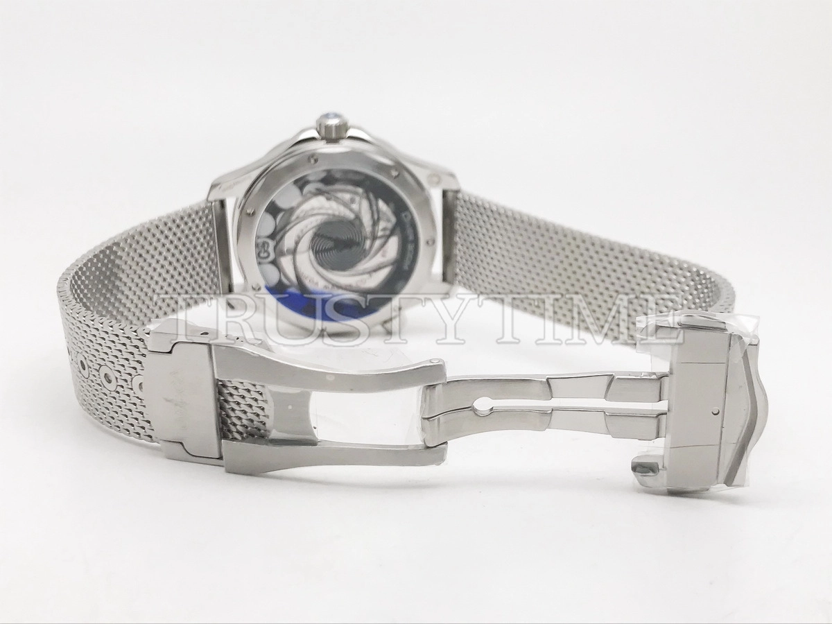 Копия часов Omega Seamaster Diver 300M Co‑Axial Master Chronometer 42mm James Bond 210.30.42.20.03.002