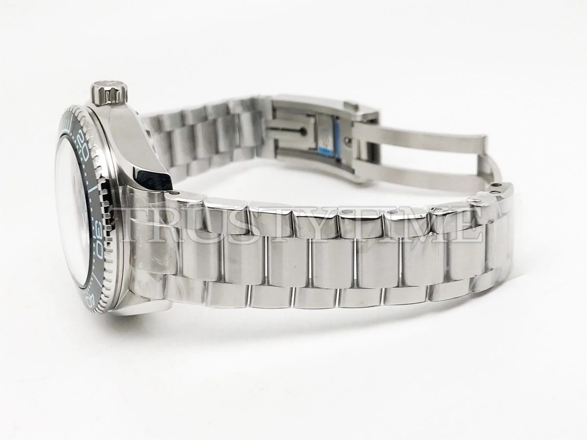 Копия часов Omega Seamaster Planet Ocean 6000m Co‑Axial Master Chronometer 45,5mm 215.30.46.21.03.002
