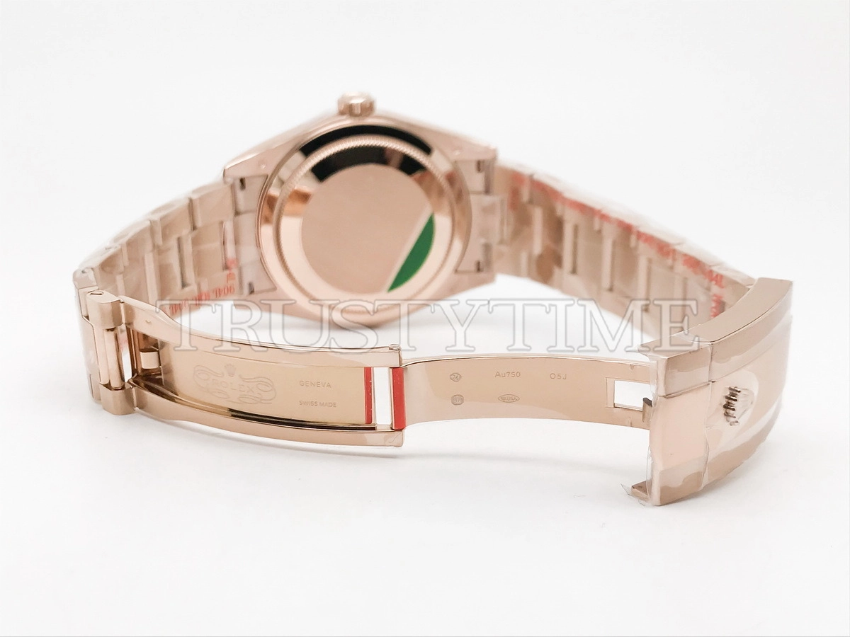 Копия часов Rolex Sky-Dweller 42mm 336935-0001