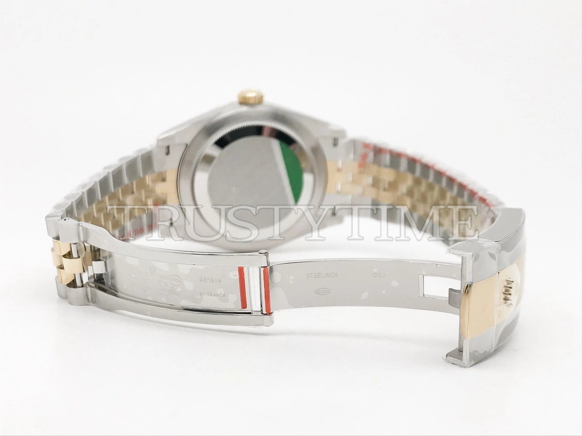 Копия часов Rolex Sky-Dweller 42mm 336933-0004