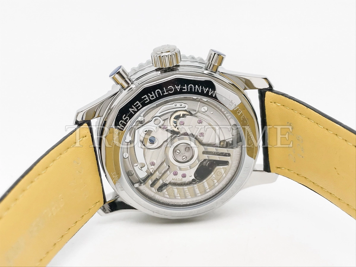 Копия часов Breitling Navitimer B01 Chronograph 46 AB0139241C1P1