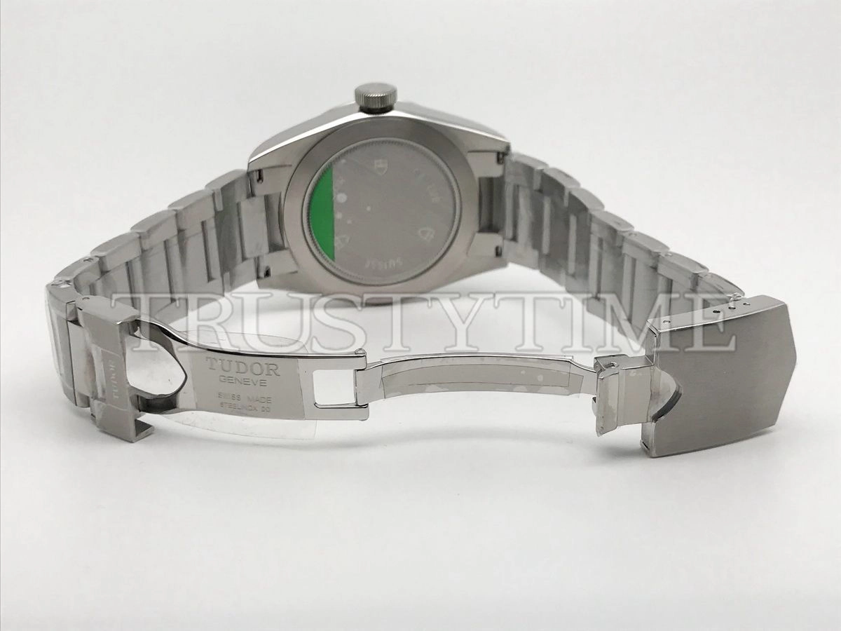 Копия часов Tudor Heritage Black Bay 41mm M79540-0004