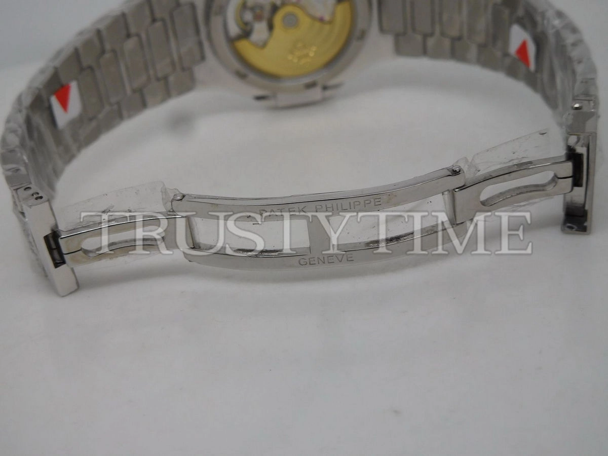 Копия часов Patek Philippe Nautilus 40mm 5719/10G-010