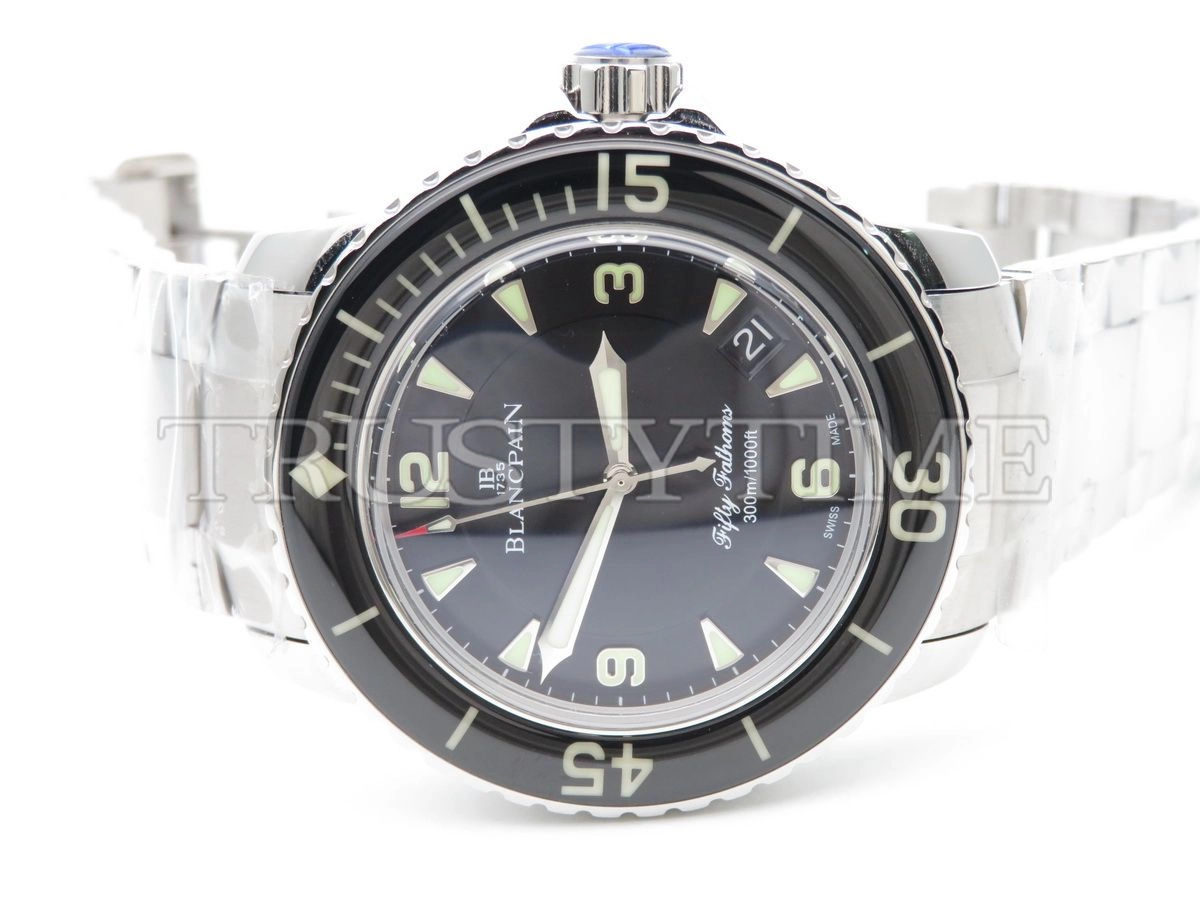 Копия часов Blancpain Fifty Fathoms 5015-1130-71S
