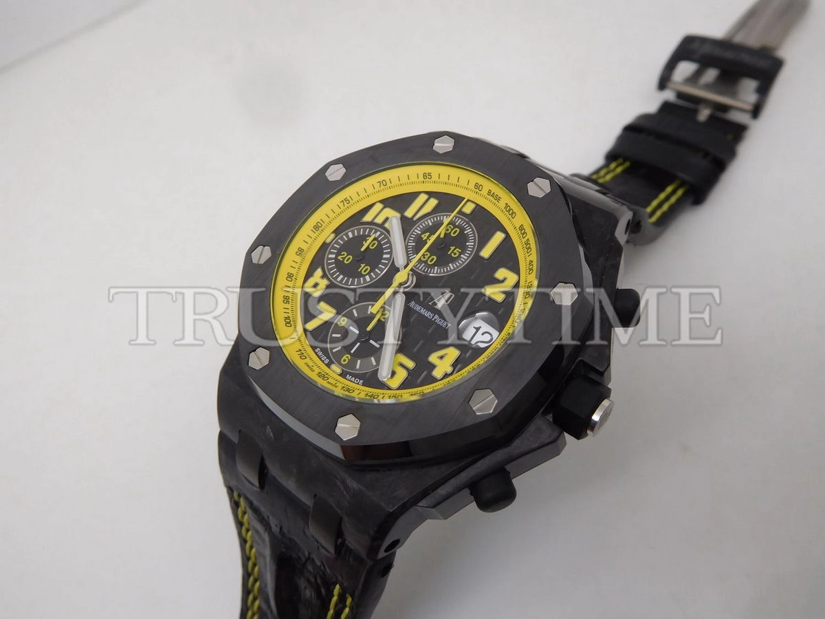 Копия часов Audemars Piguet Royal Oak Offshore BumbleBee Forged Carbon 26176FO.OO.D101CR.02