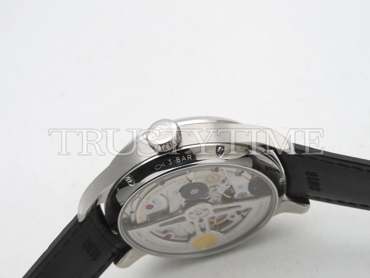Реплика часов IWC Portugieser Annual Calendar 44mm IW503510 Арт.IW-0742 Копия часов IWC Portugieser Annual Calendar 44mm IW503510 Арт.IW-0742