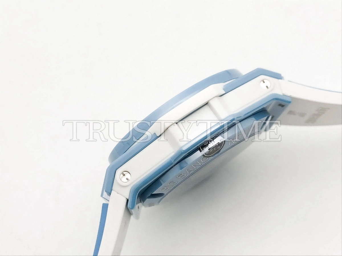 Копия часов Hublot Big Bang Unico Sky Blue 42mm 441.EX.5120.RX