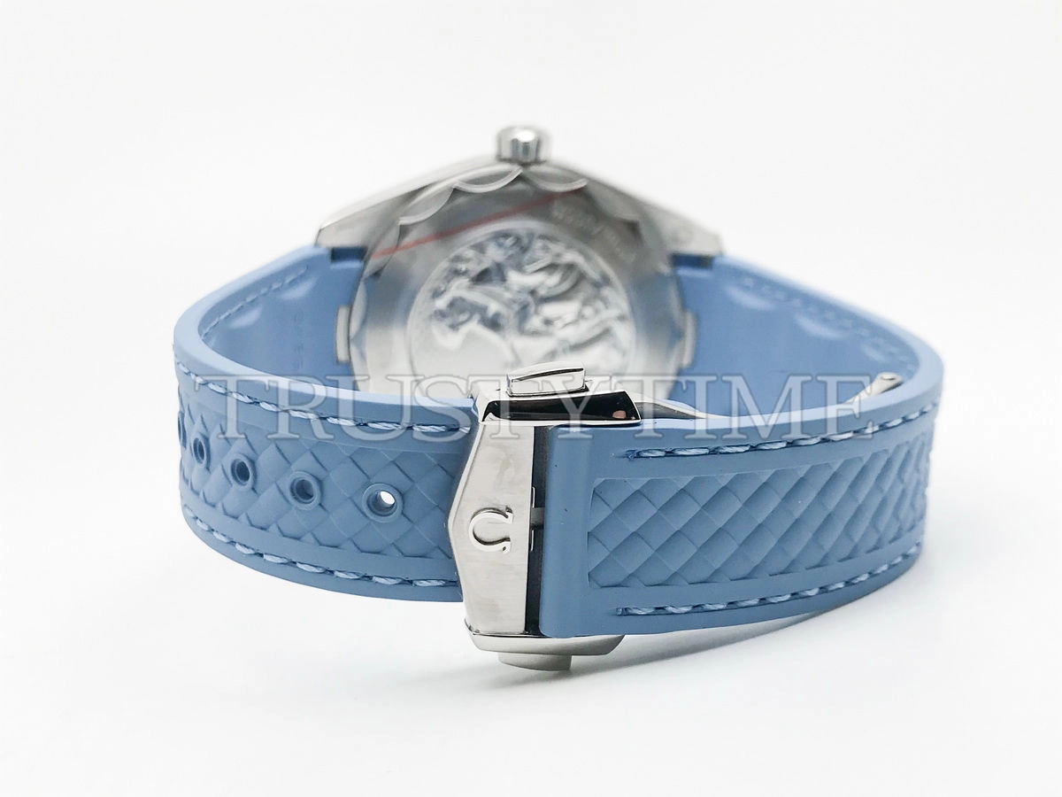 Копия часов Omega Seamaster Aqua Terra Co-axial Master Chronometer GMT Worldtimer 43mm 220.12.43.22.03.002