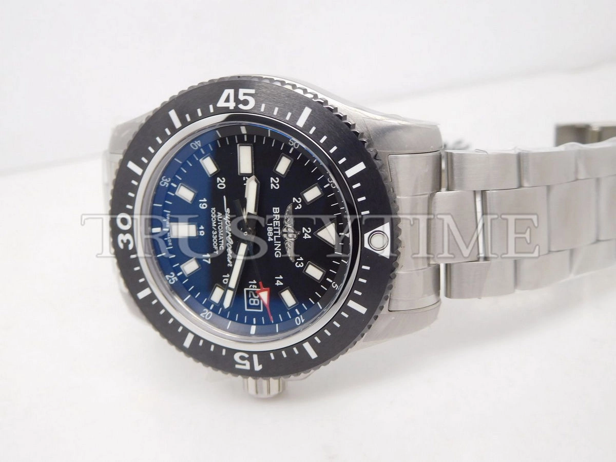 Копия часов Breitling Superocean Volcano 44 Y17393101B1A1