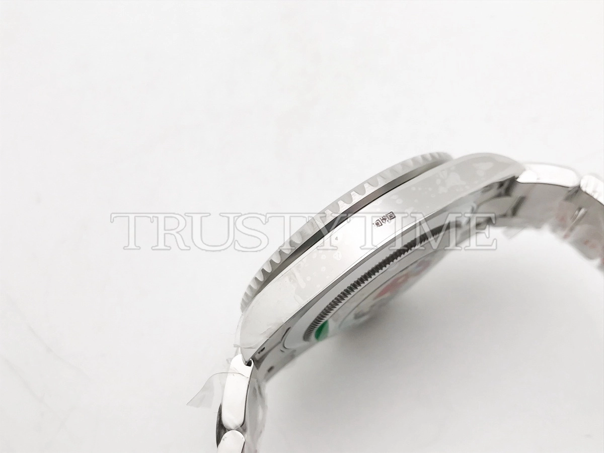 Копия часов Rolex GMT Master II Green Sprite 40mm 126729VTNR-0001