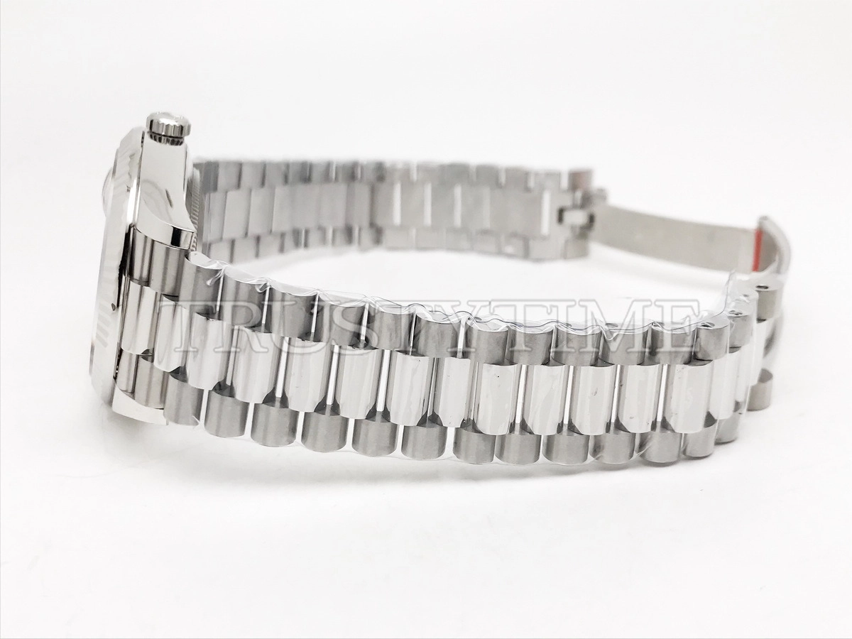 Копия часов Rolex Day-Date 40mm 228239-0001