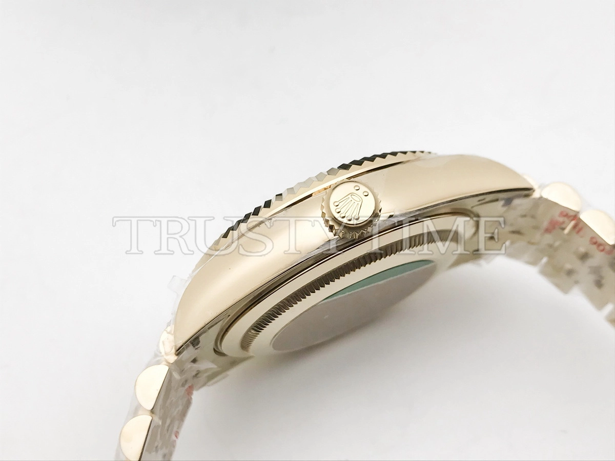Копия часов Rolex Sky-Dweller 42mm 336938-0005