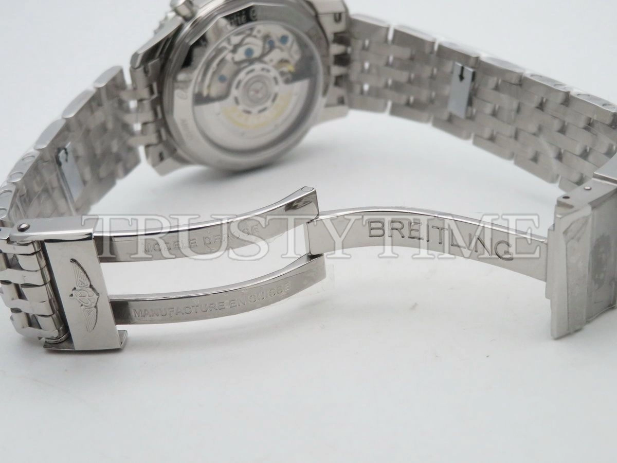 Копия часов Breitling Navitimer B01 Chronograph 43 AB0121211G1A1