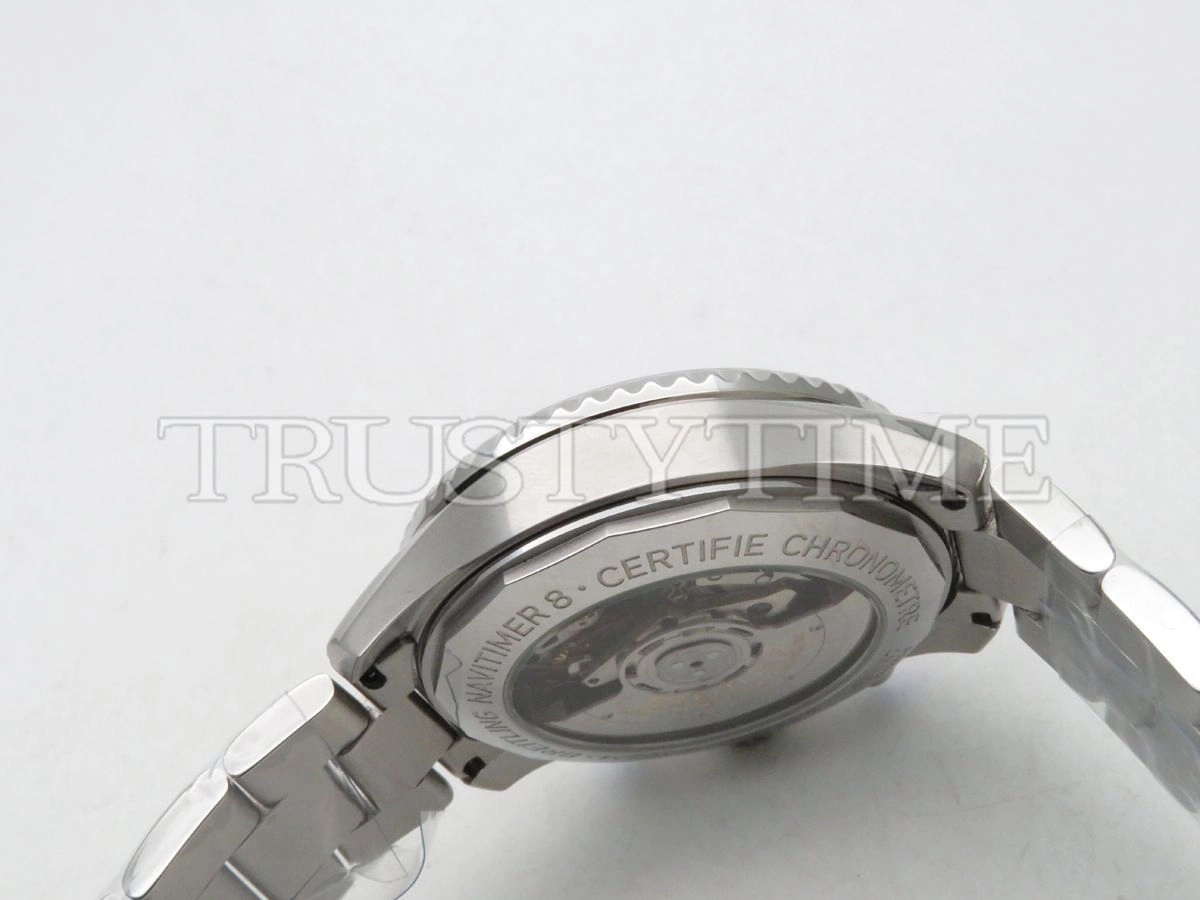 Копия часов Breitling Aviator 8 B01 Chronograph 43 AB0117131C1A1