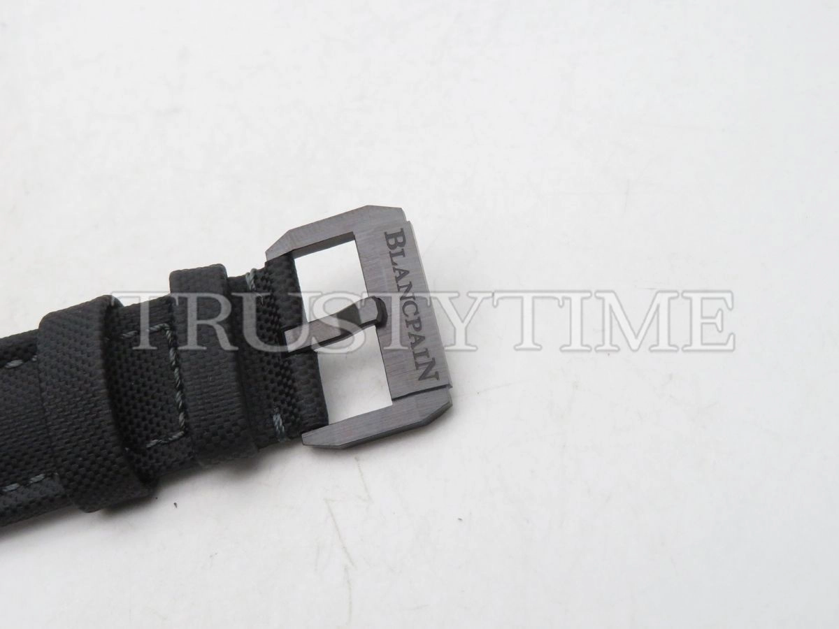 Копия часов Blancpain Fifty Fathoms Mokarran 5005-0153-NABA
