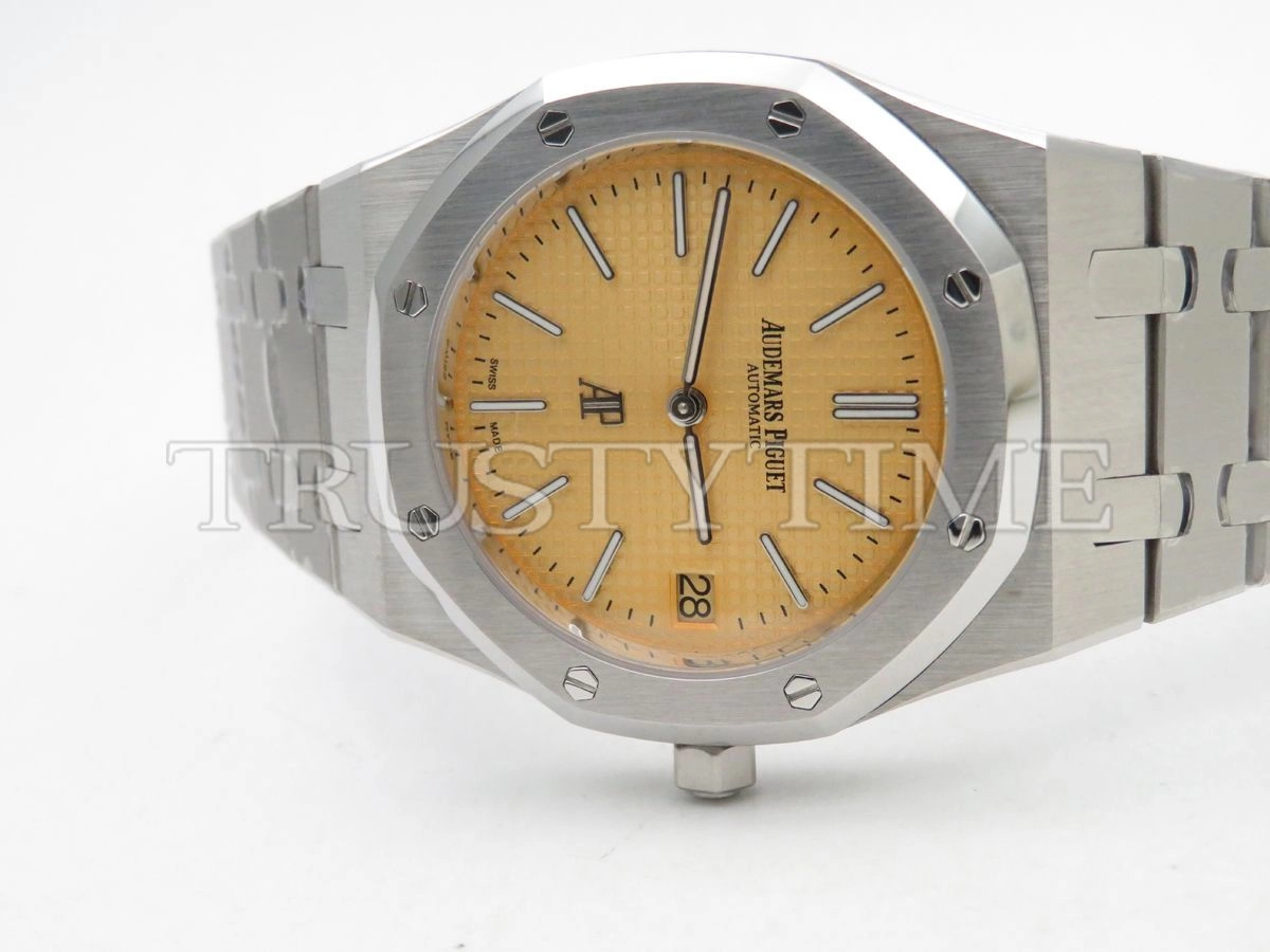 Копия часов Audemars Piguet Royal Oak Jumbo Extra-thin 15202BC.OO.1240BC.01