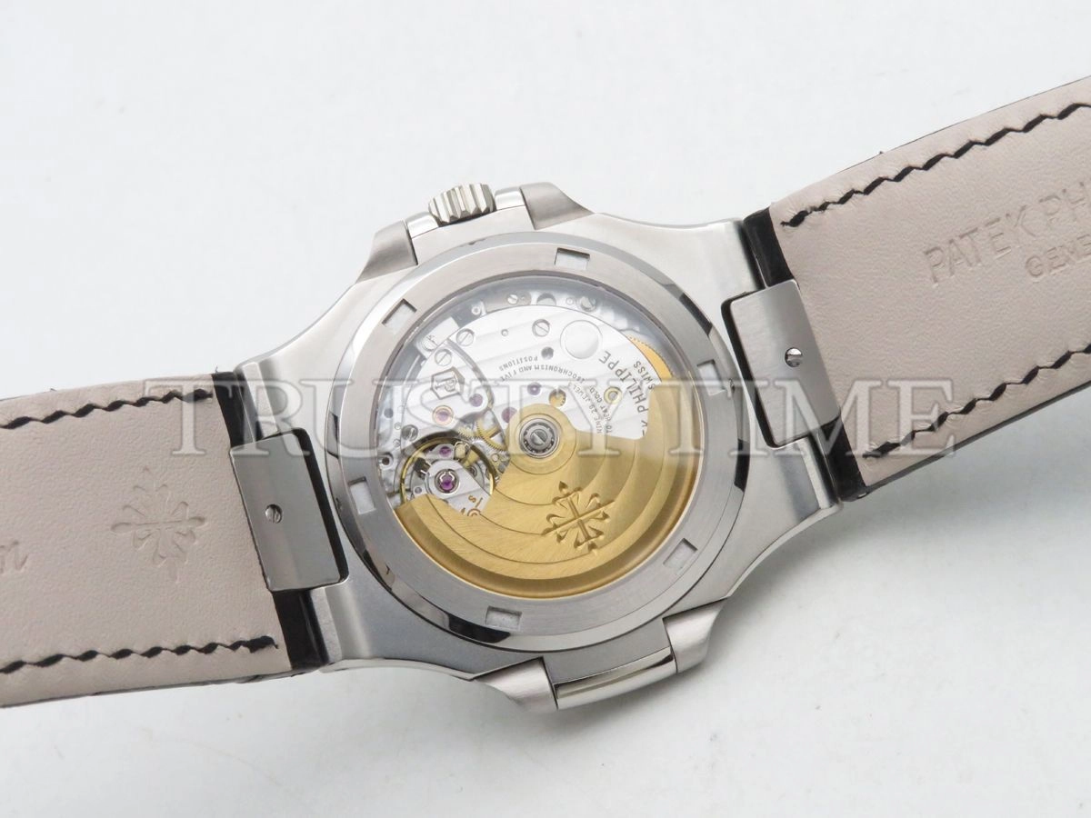 Копия часов Patek Philippe Nautilus 40mm 5711G-001