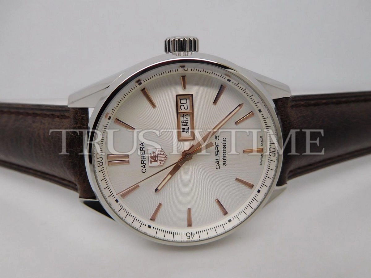 Копия часов Tag Heuer Carrera Calibre 5 Day Date 41mm WAR201D.FC6291